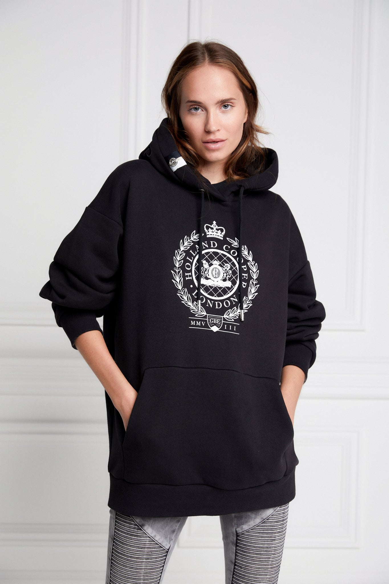 London Crest One Size Hoodie (Black)