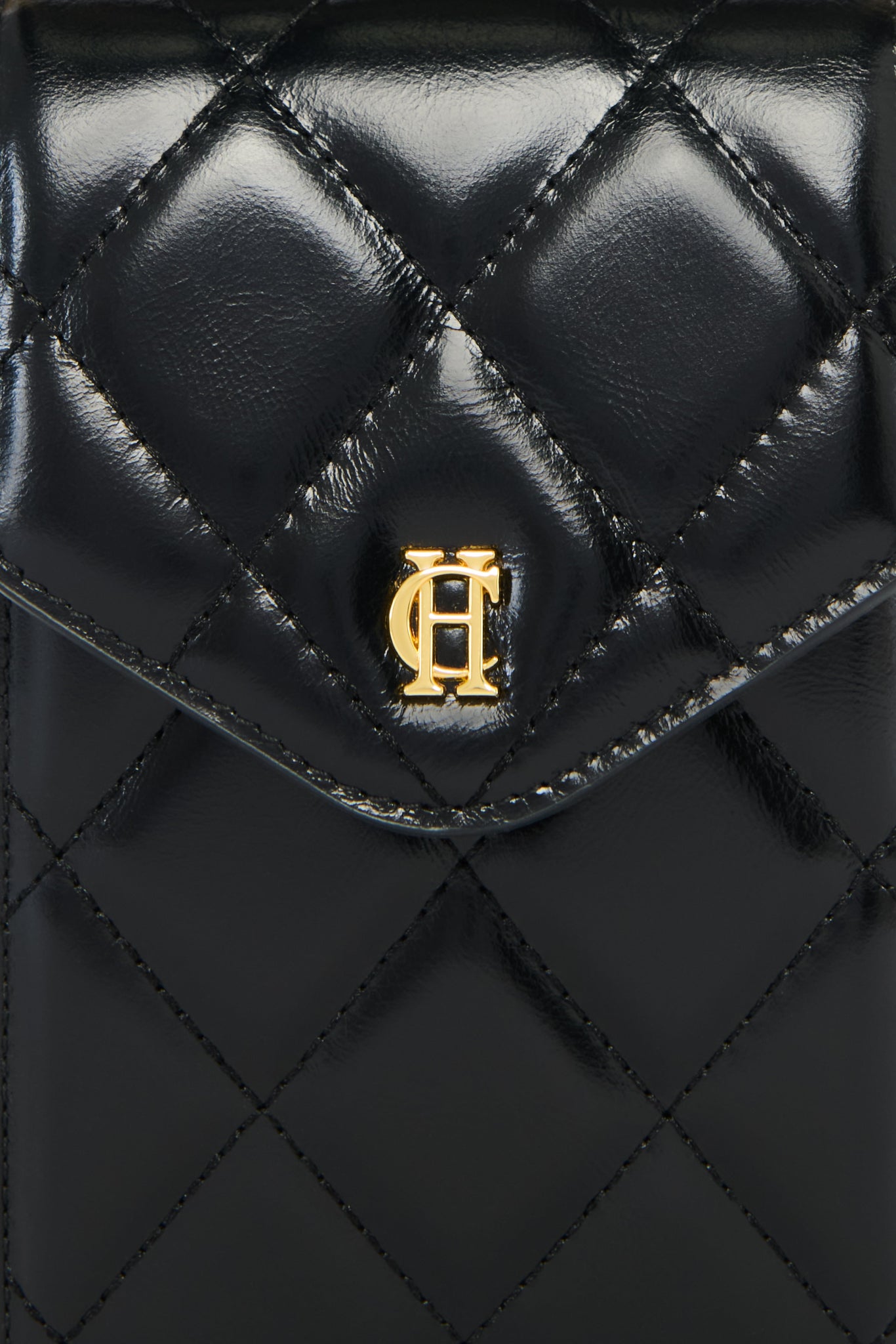 Knightsbridge Quilted Phone Pouch (Black Leather)