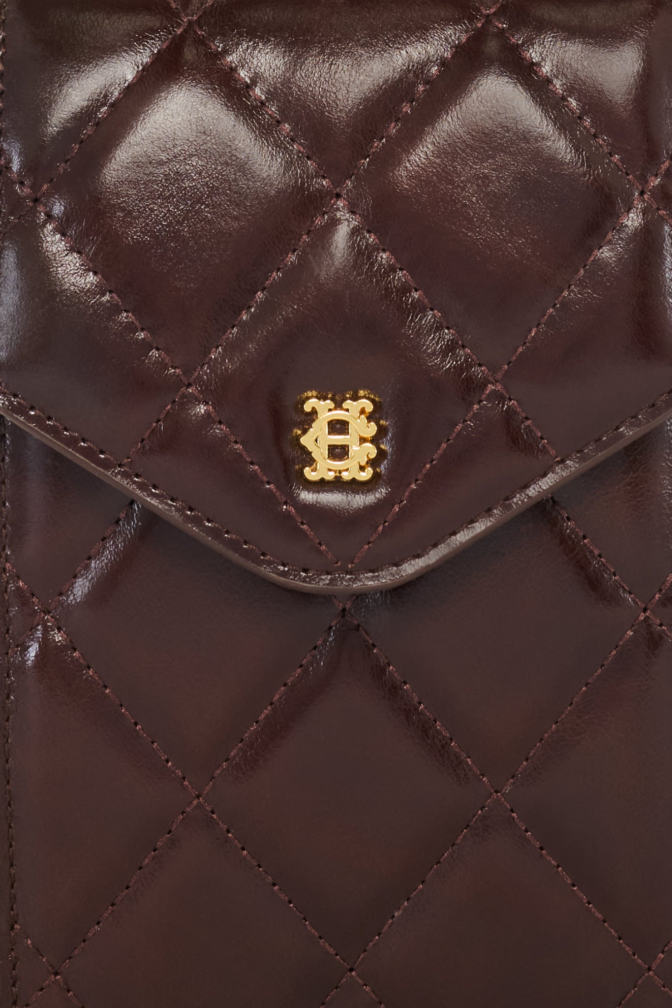 Knightsbridge Quilted Phone Pouch (Chestnut Leather)