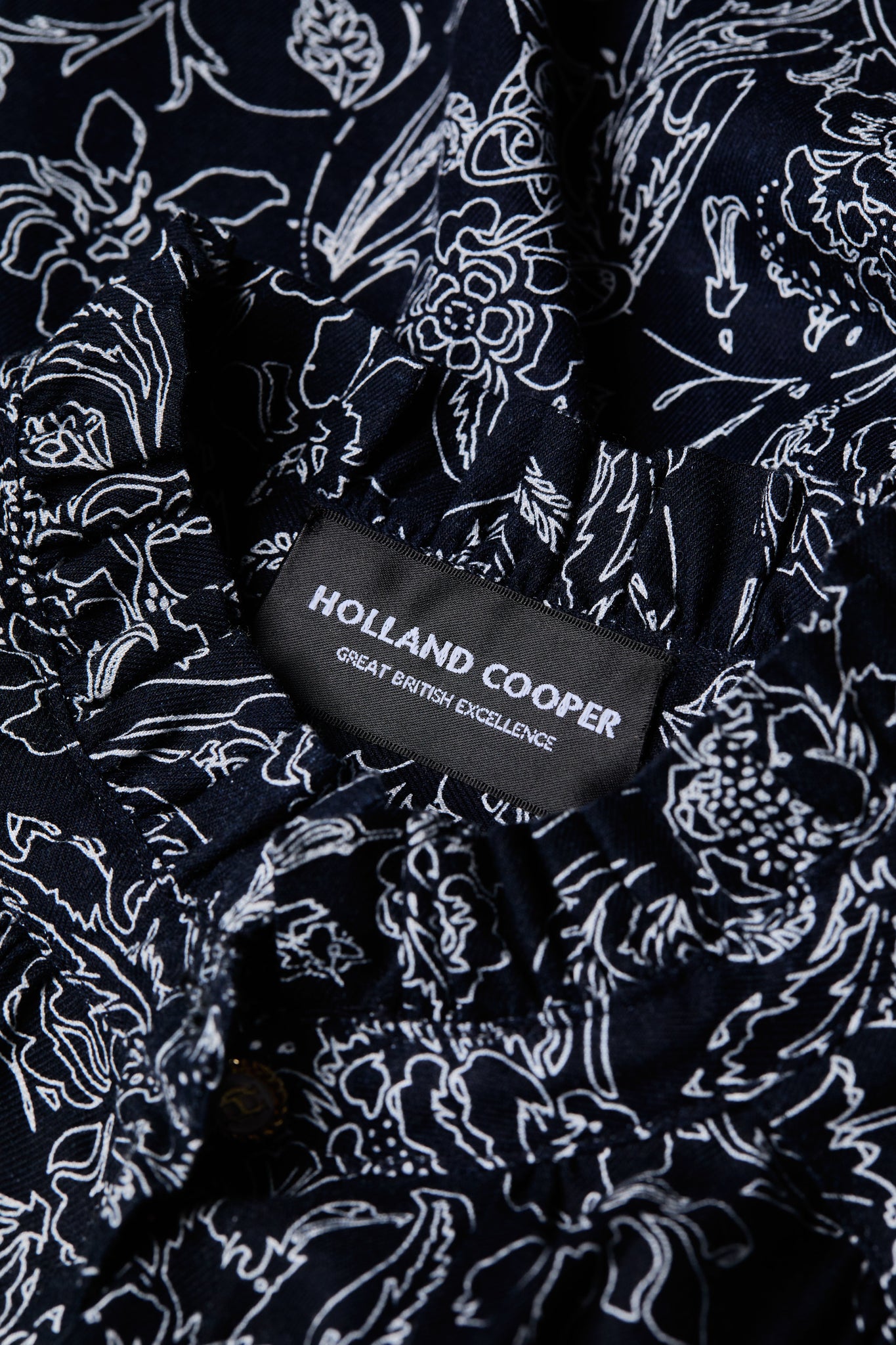 Lilibet Blouse (Navy Floral)