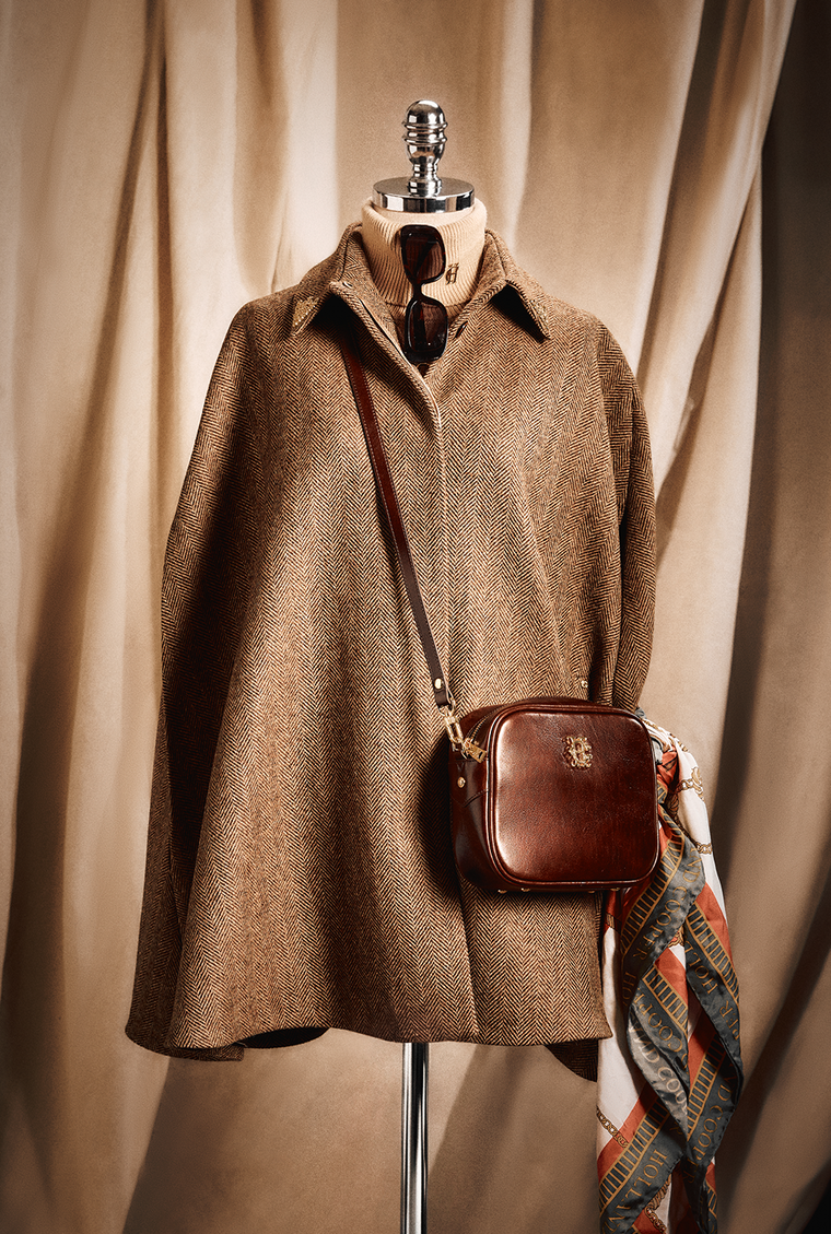 Knightsbridge Cape (Large Scale Brown Herringbone)