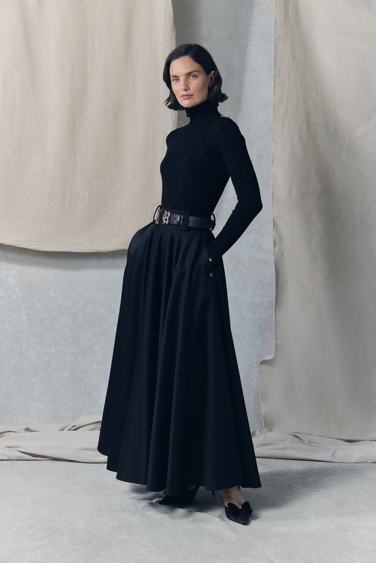360 Maxi Circle Skirt (Black Barathea)