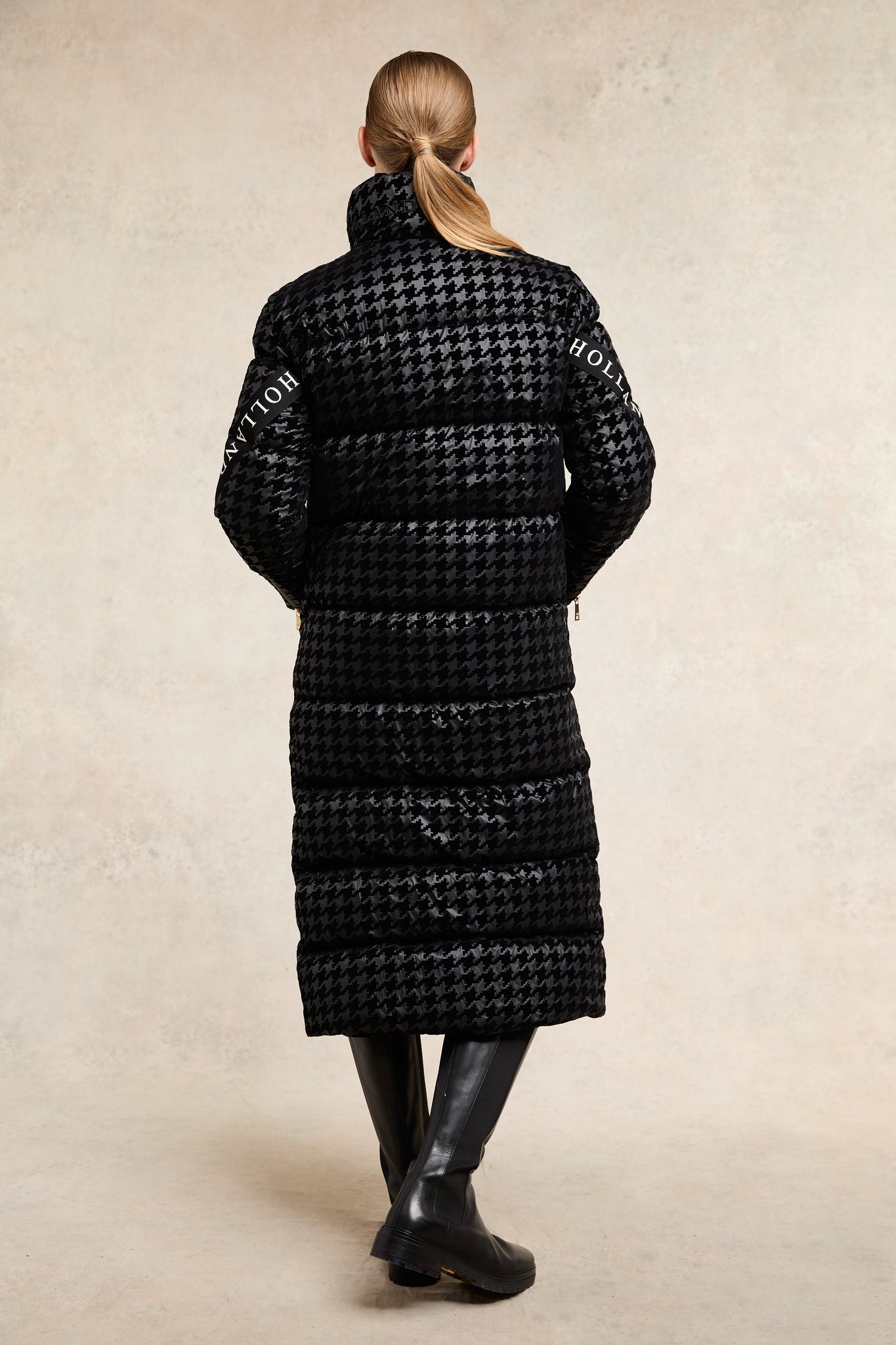 Camden Longline Coat (Mono Houndstooth)