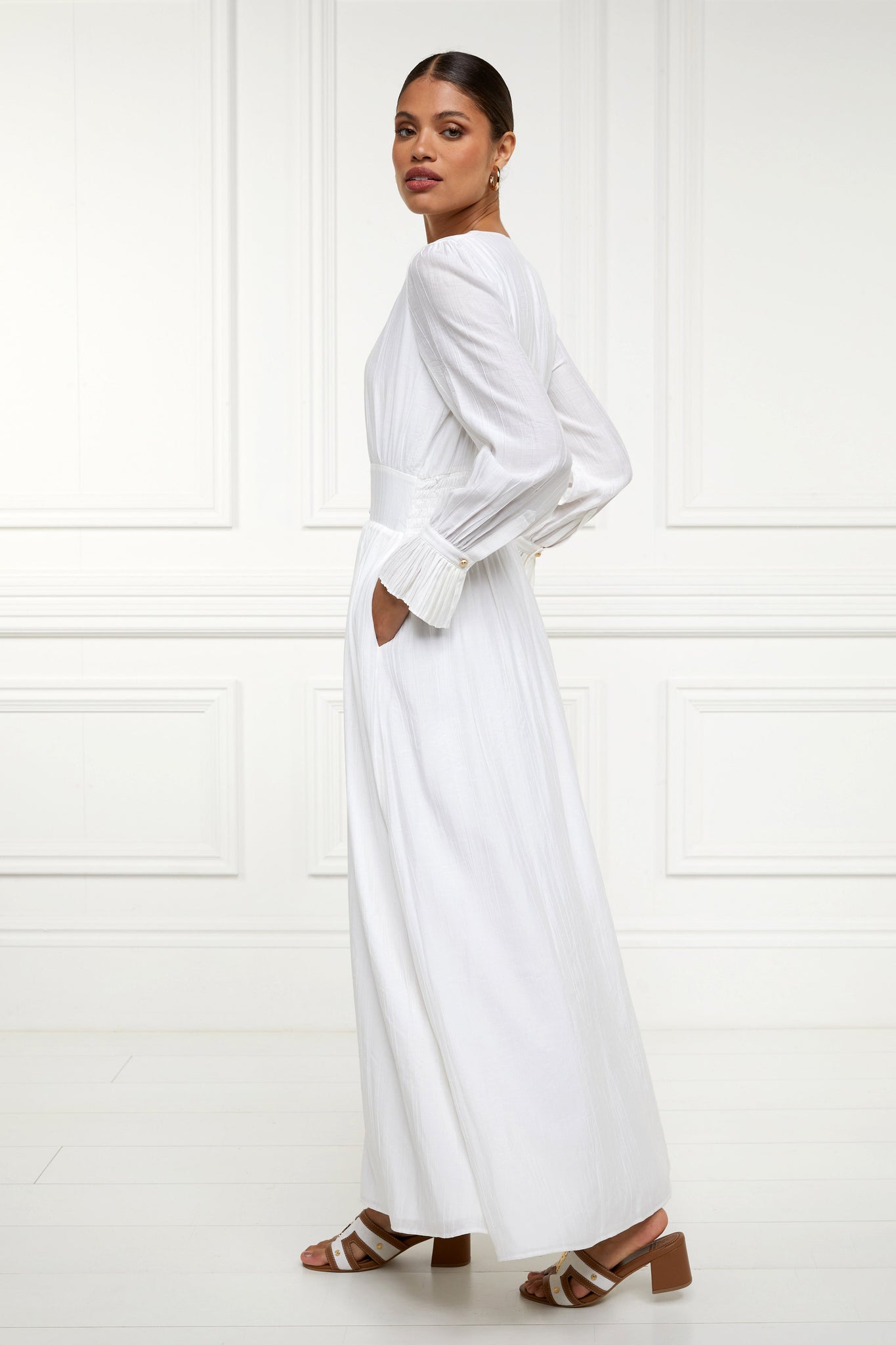 Phoebe V-Neck Maxi Dress (White)