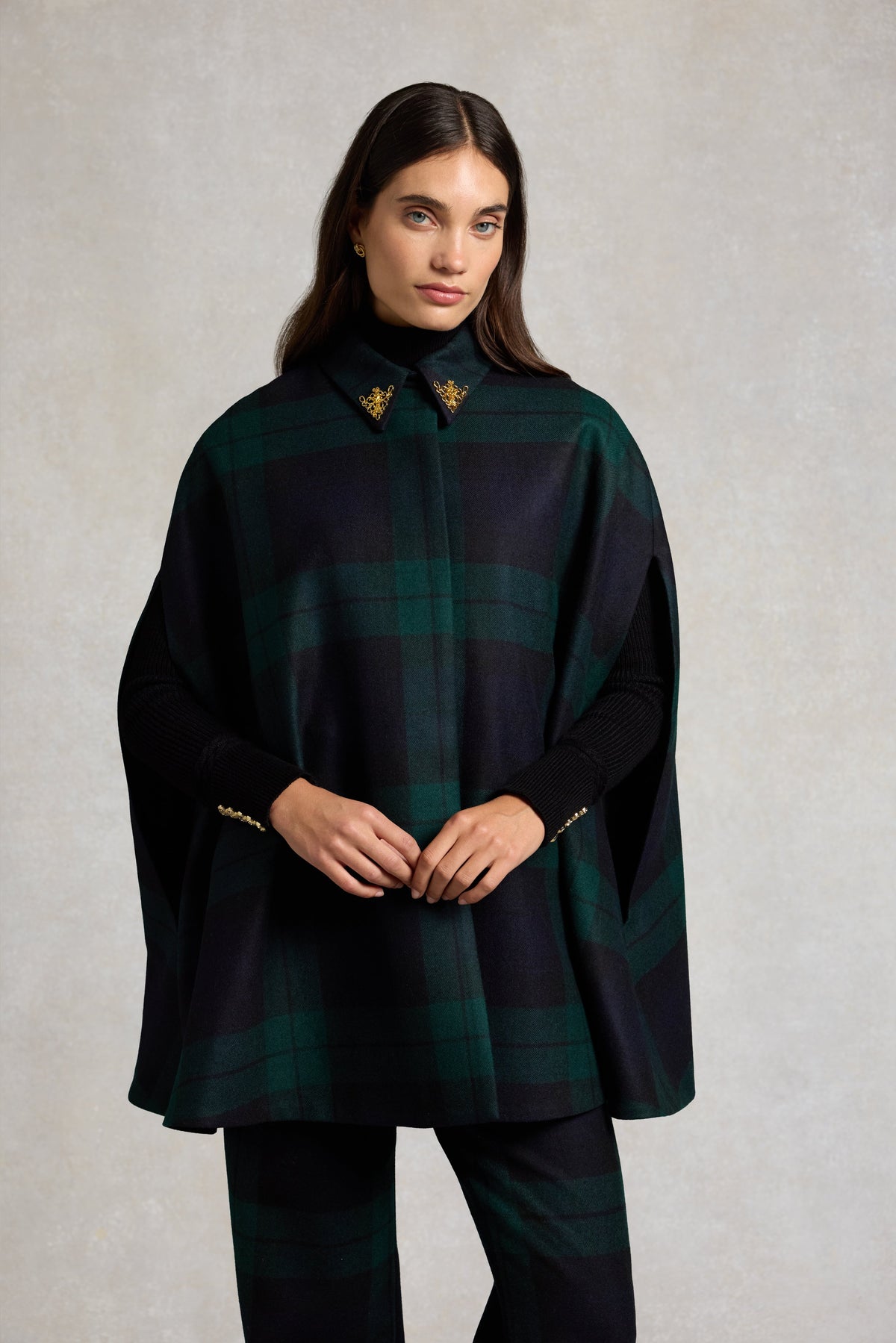 Knightsbridge Cape (Blackwatch)