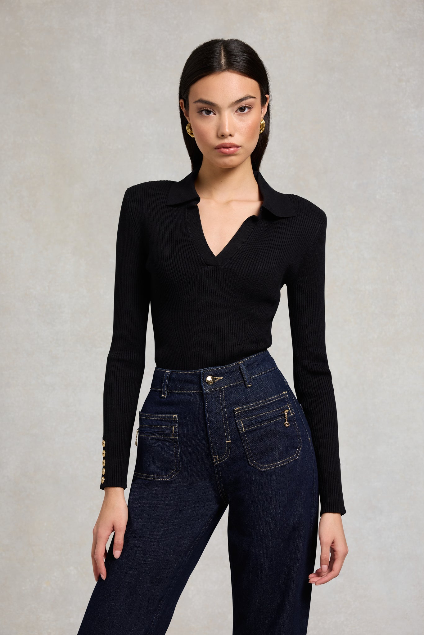 V-Neck Rib Top (Black)
