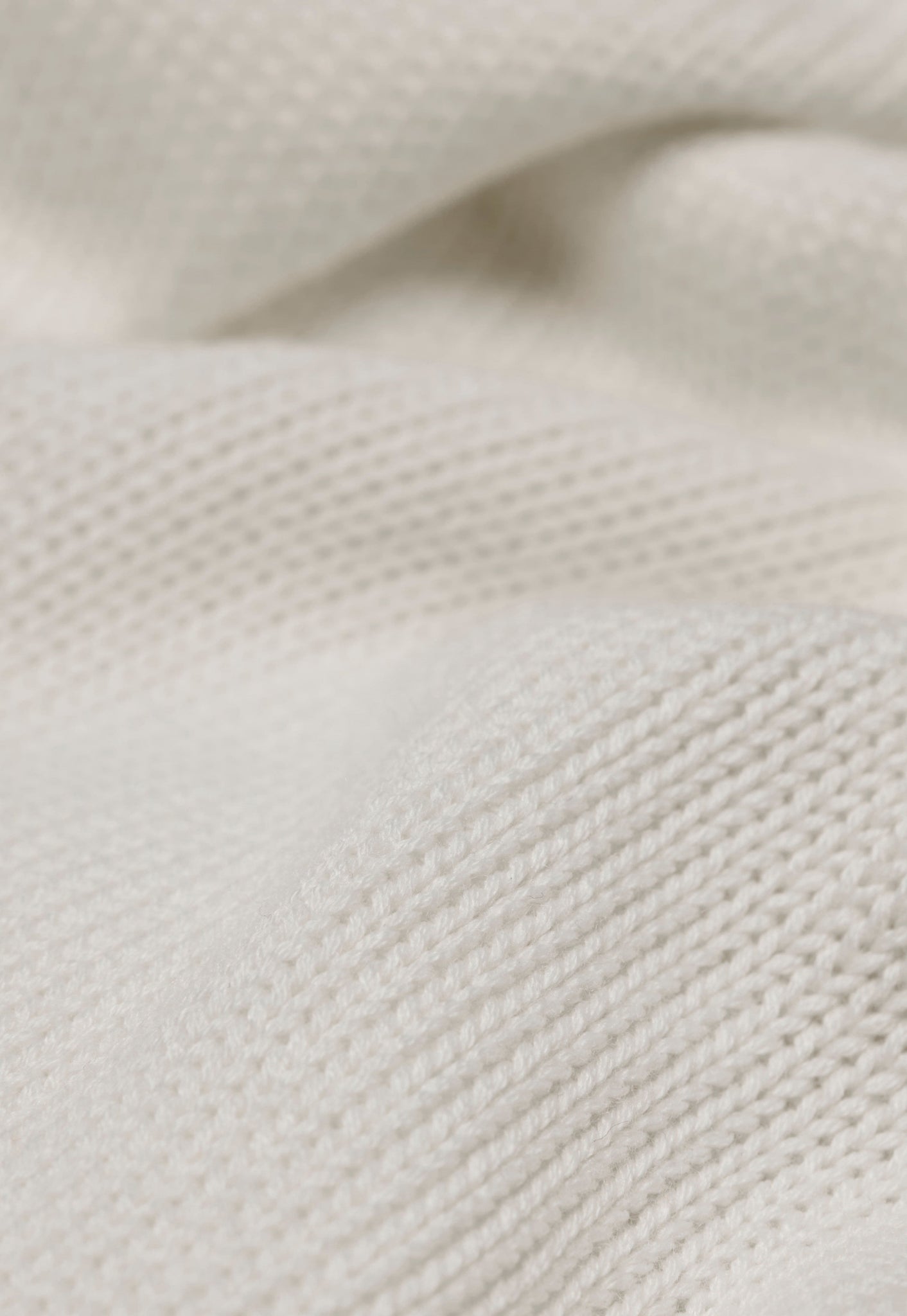 Finsbury Roll Neck (Oyster)